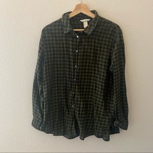H&M plaid button up